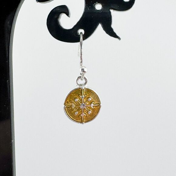 Vintage Snowflake Earrings Gold & Silver Tone Mixed Metals Dainty Retro - Picture 2 of 5